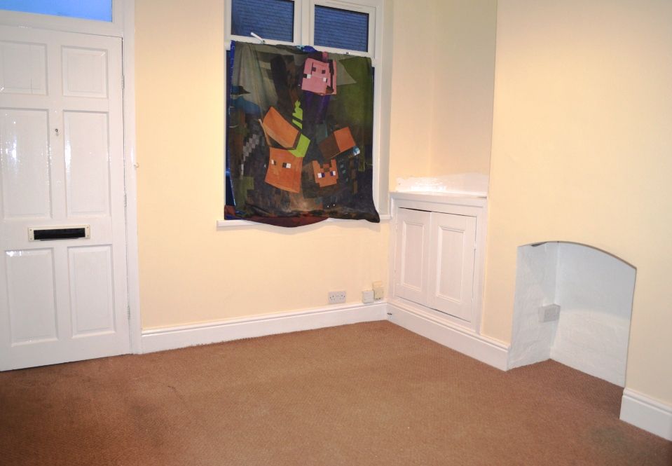 Property photo 2 of 8