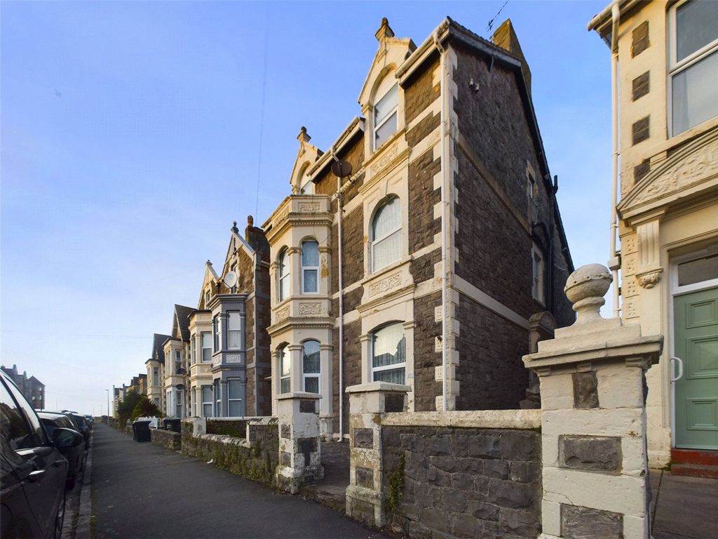 Property photo 1 of 23 Picture No. 28