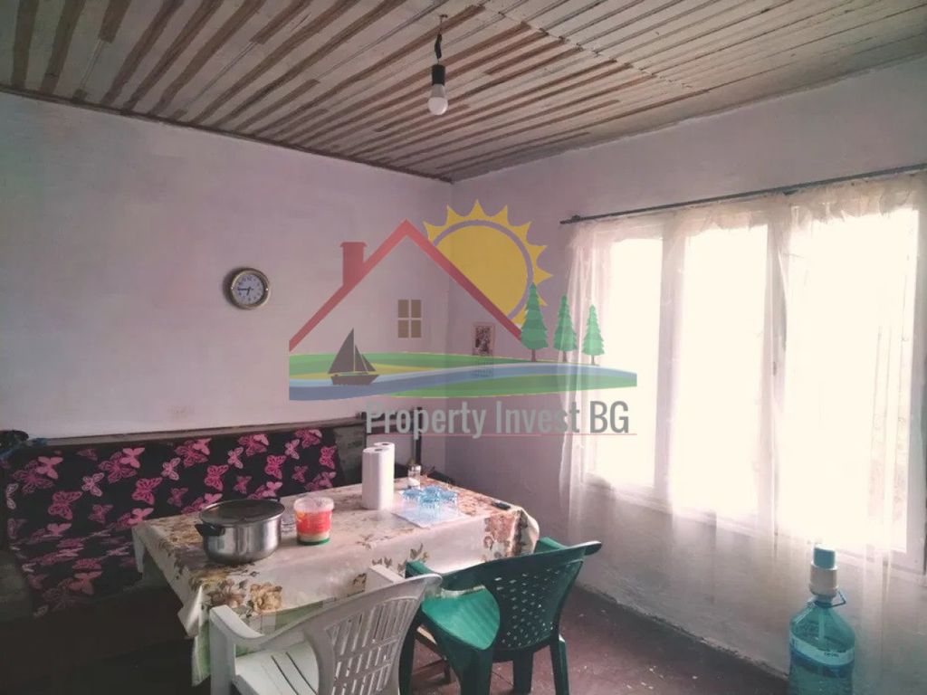 Property photo 2 of 5
