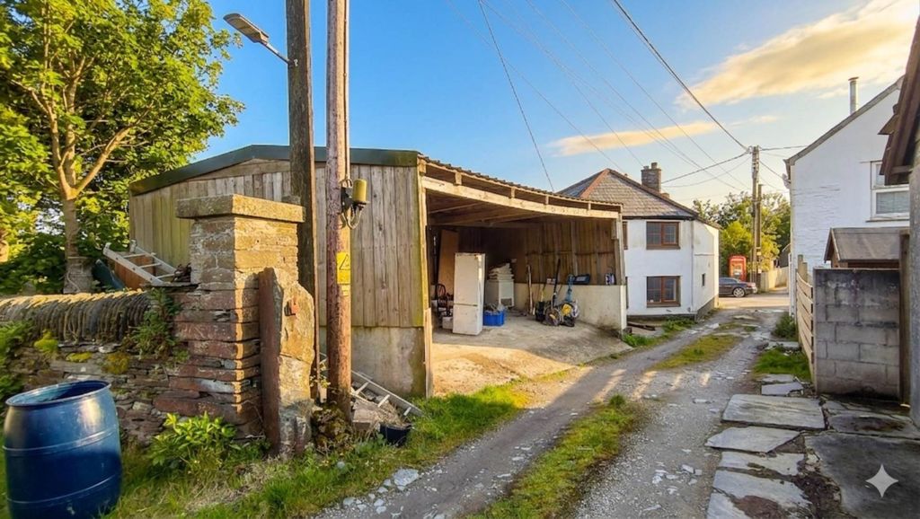 Property photo 3 of 16