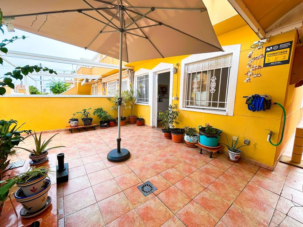 Property photo 2 of 28
