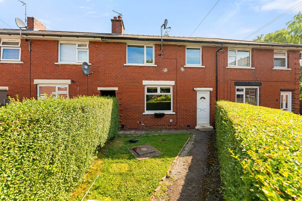 Property photo 2 of 21