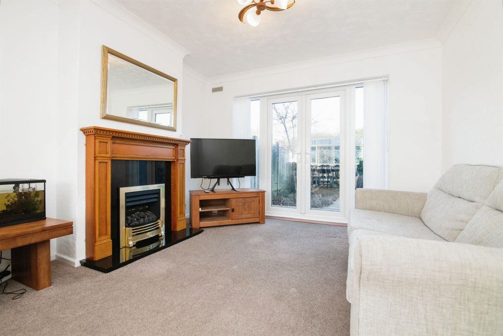 Property photo 3 of 15