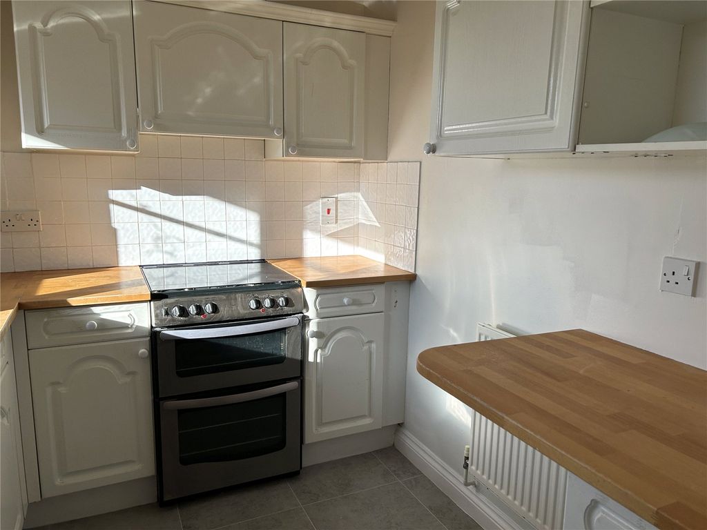 Property photo 2 of 12 Picture No. 05