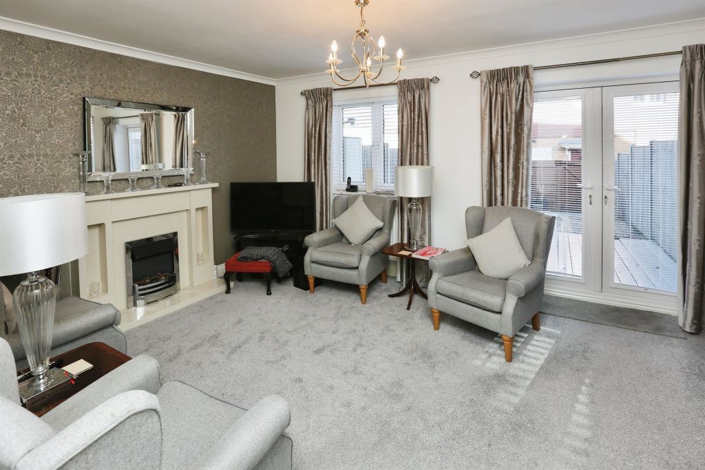 Property photo 3 of 17