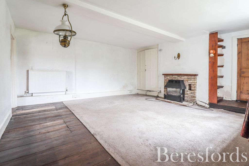 Property photo 2 of 16 Picture No. 01