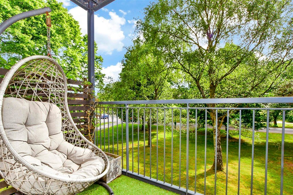 Property photo 3 of 9 Balcony / Terrace