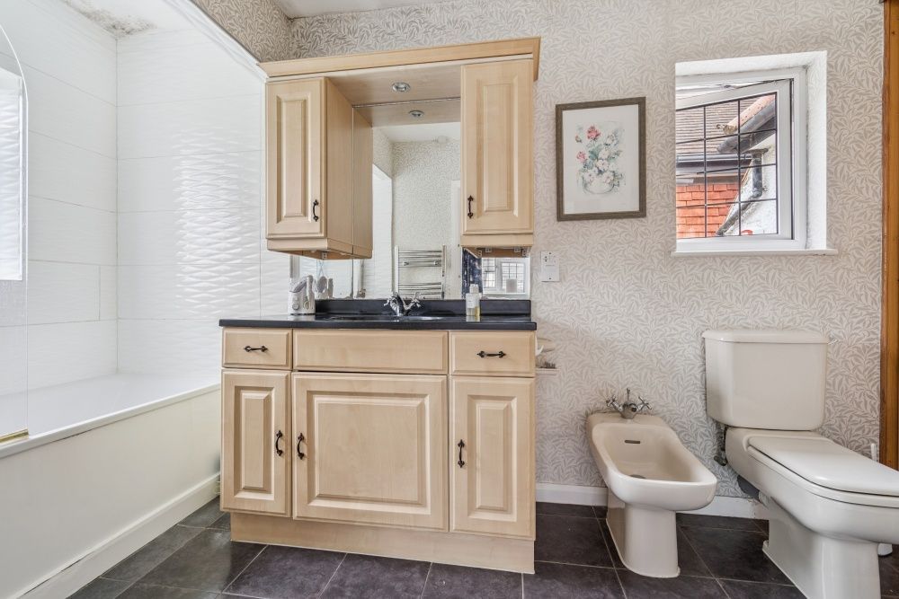 Additional image 8 of 5 bed detached house for saleOakhill Avenue, Pinner Village HA5