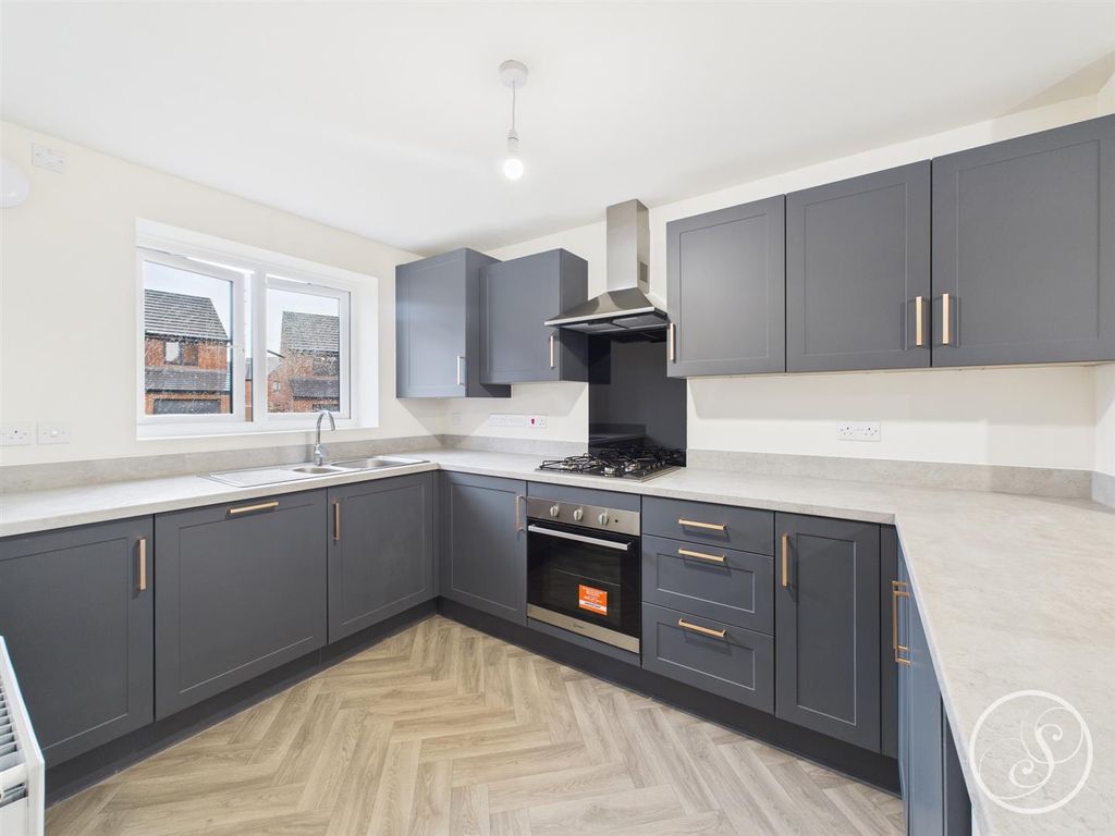 Property photo 2 of 13 Kitchen/Living Space