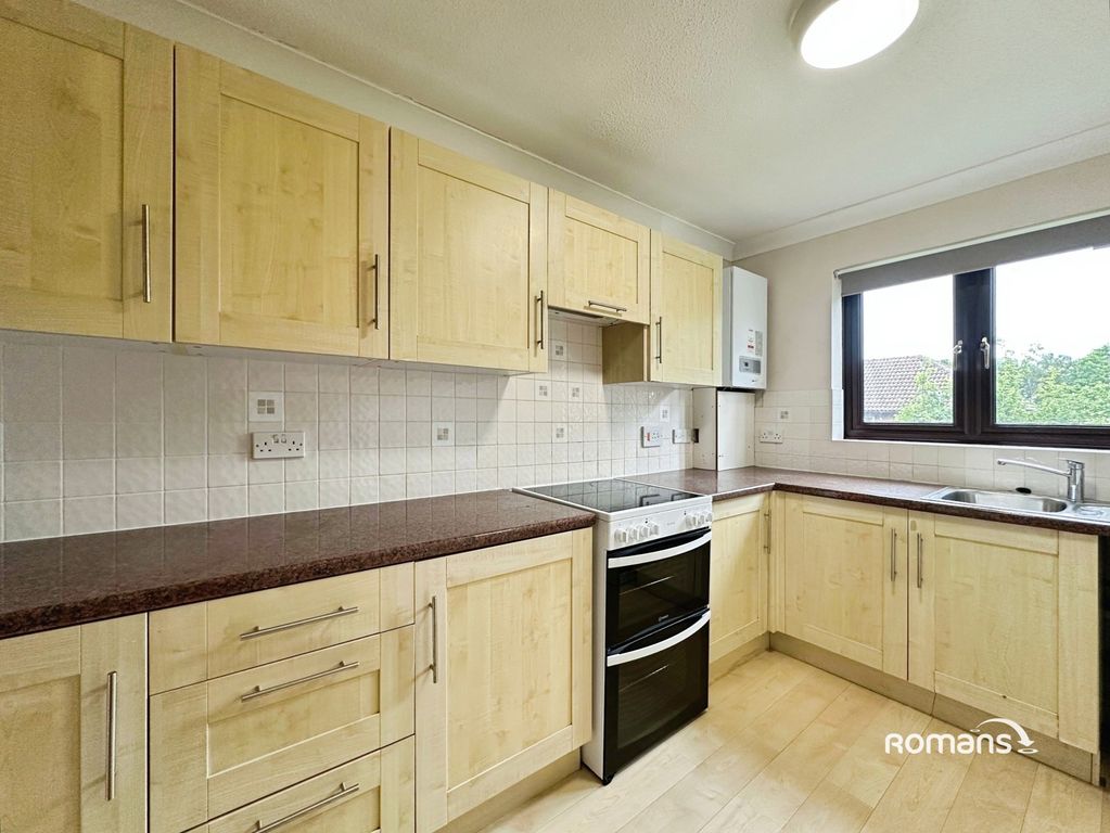 Property photo 2 of 8 Pbox-Img.Jpg