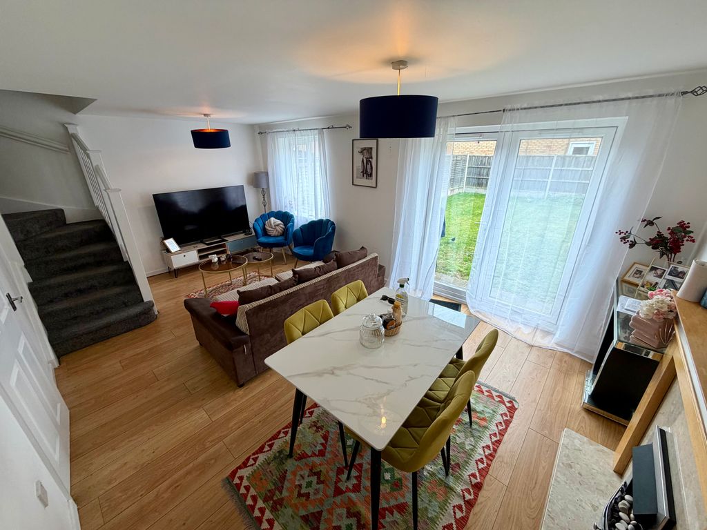 Property photo 2 of 15 Image