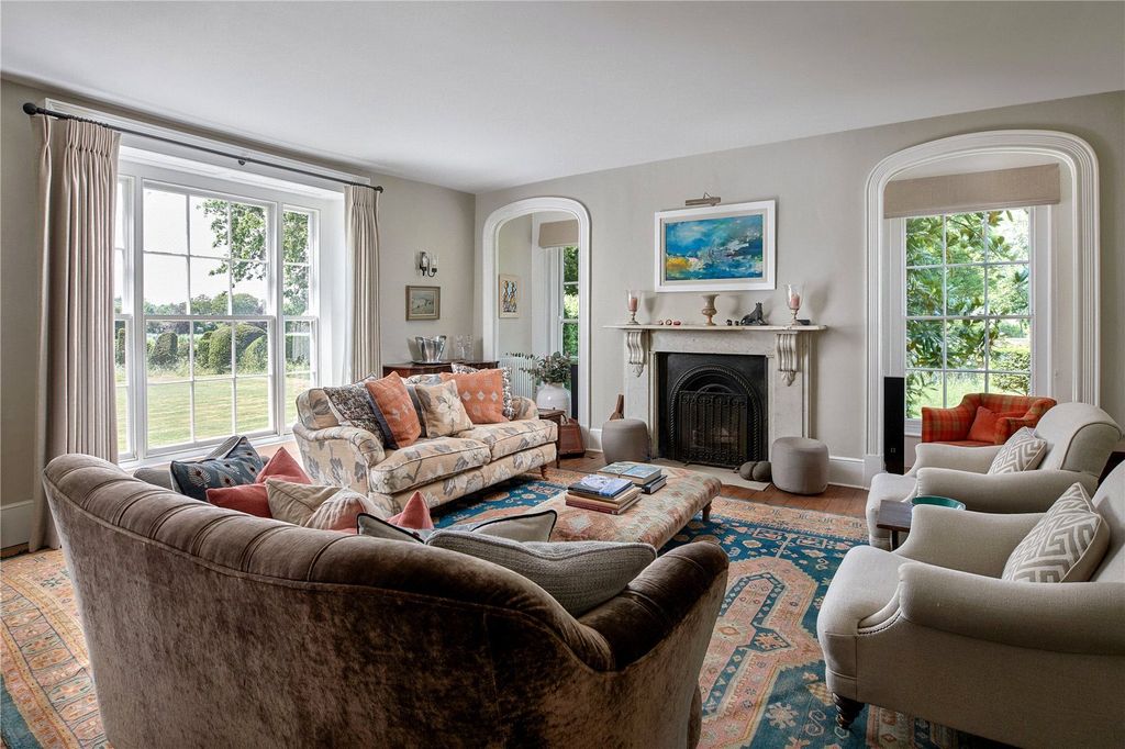 Property photo 3 of 21 Drawing Room