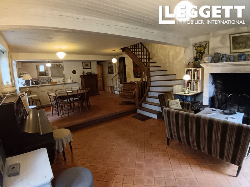 Property photo 3 of 10