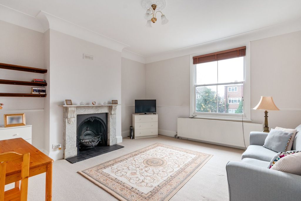 Property photo 1 of 7