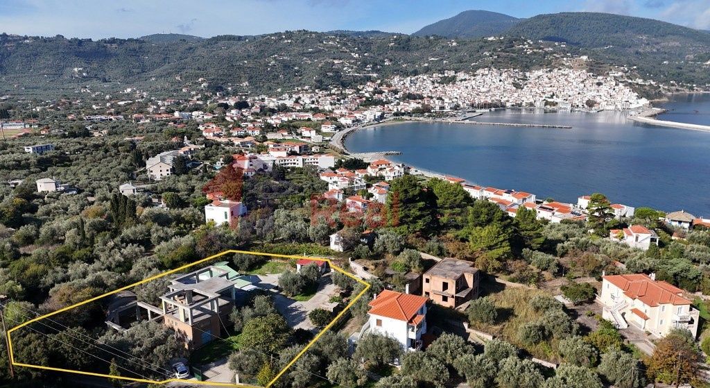 Property photo 2 of 30