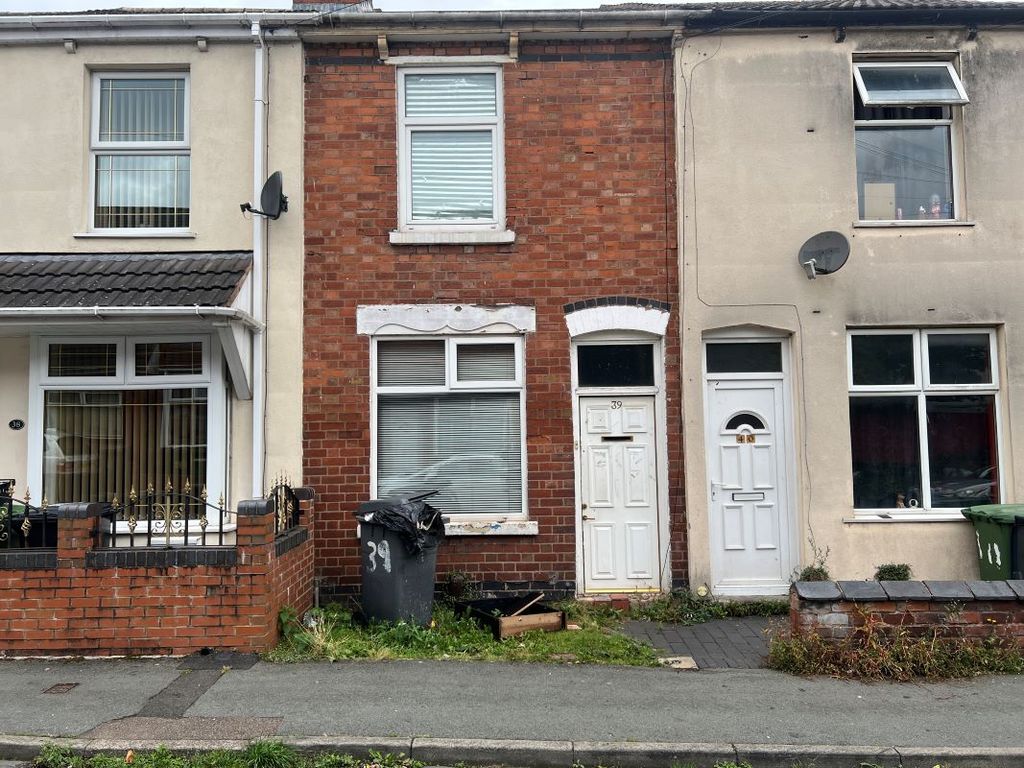 Property photo 1 of 2