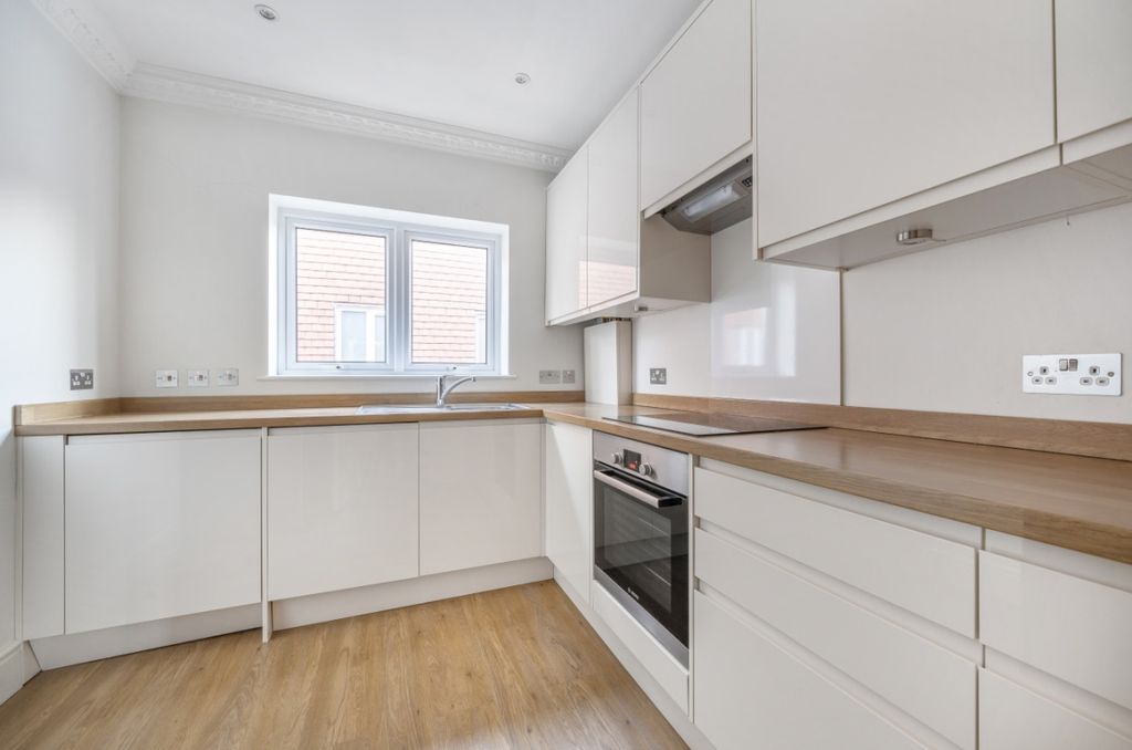 Property photo 3 of 15 1075539 (1)