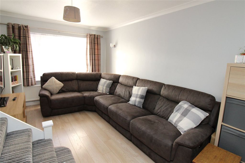 Property photo 3 of 16 Picture No. 09