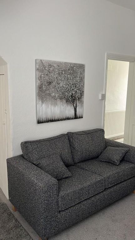 Property photo 1 of 12 19 Colville 2.Jpg
