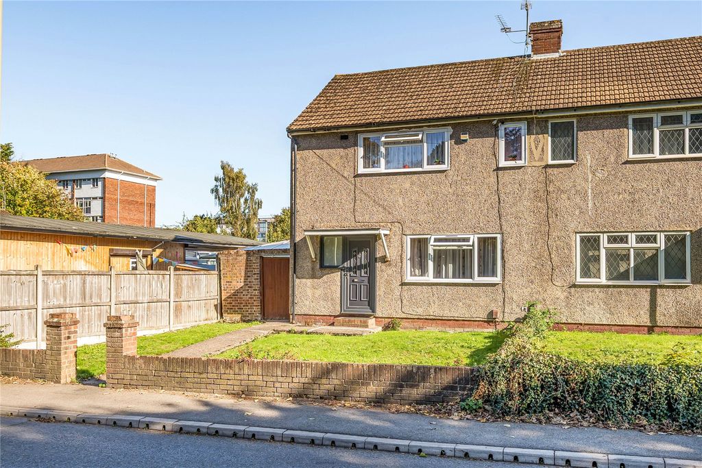 Property photo 1 of 23 Picture No. 24