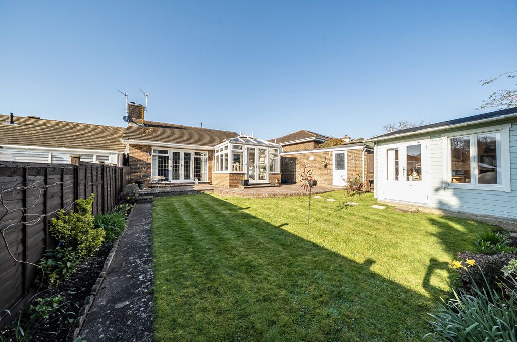 Property photo 3 of 19 1433764-25-69Bc83...