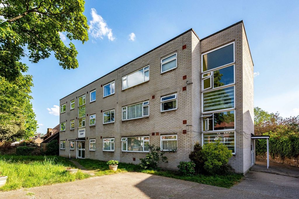 Property photo 2 of 13