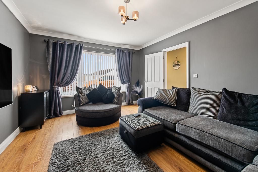 Property photo 3 of 16 Photo 3