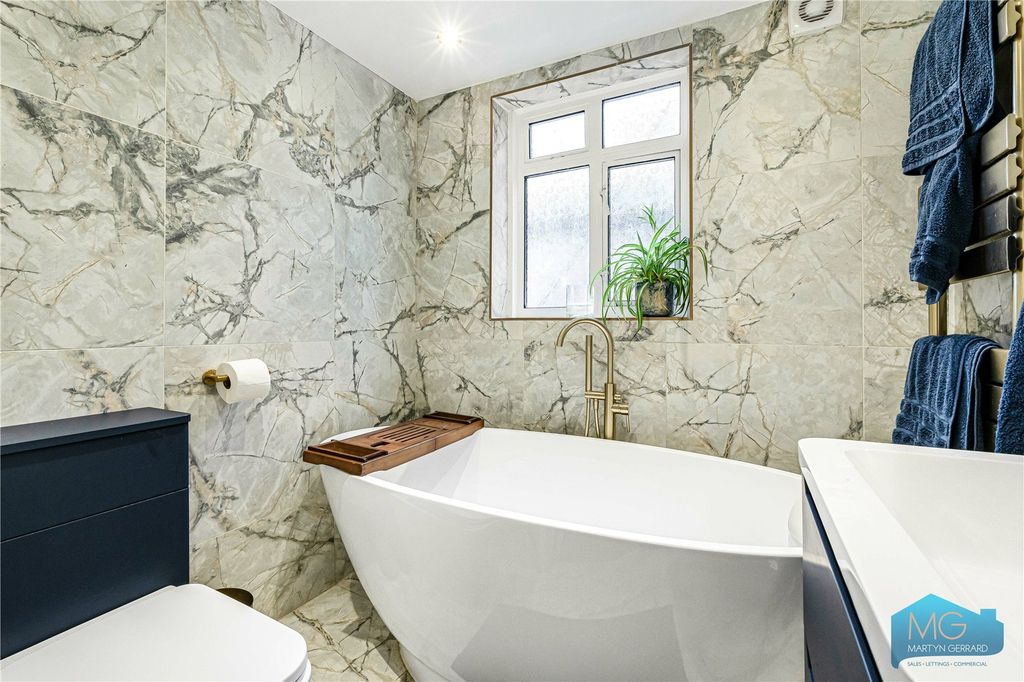 Property photo 3 of 18 Picture No. 46