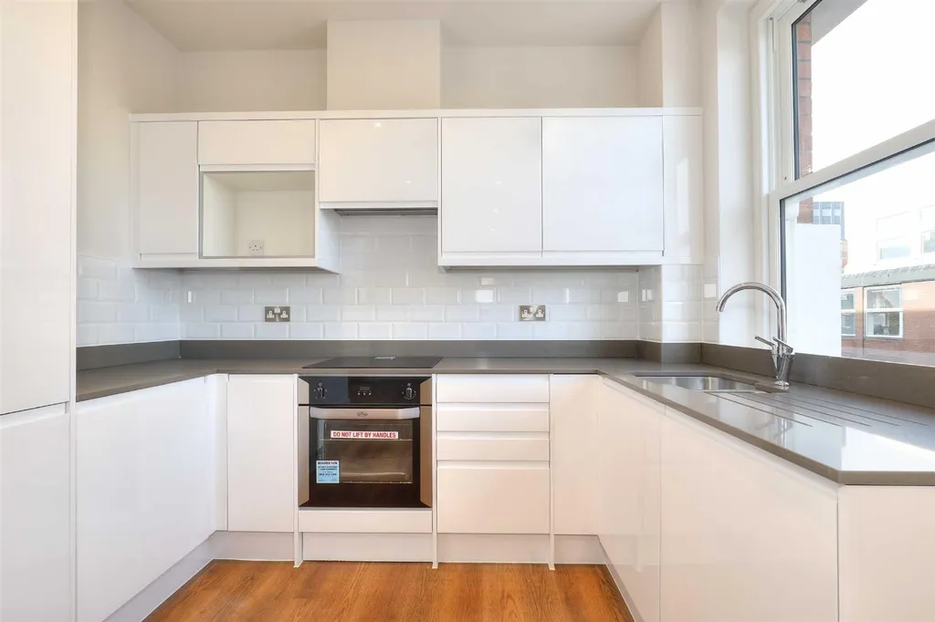 Apartment in Sheffield, City Centre, South Yorkshire - More
