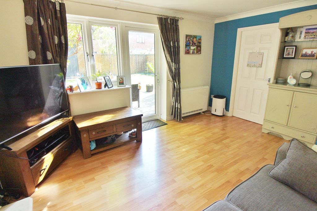 Property photo 3 of 15