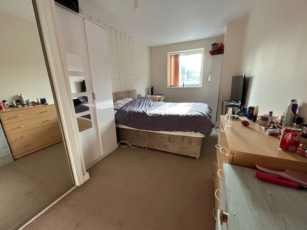 Property photo 3 of 4