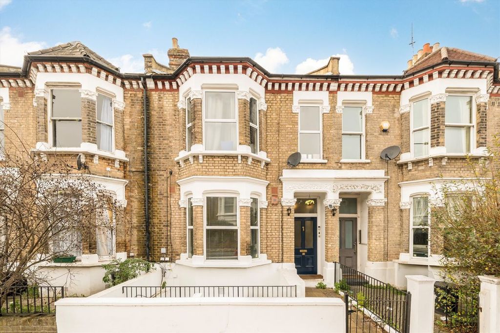 Property photo 1 of 4