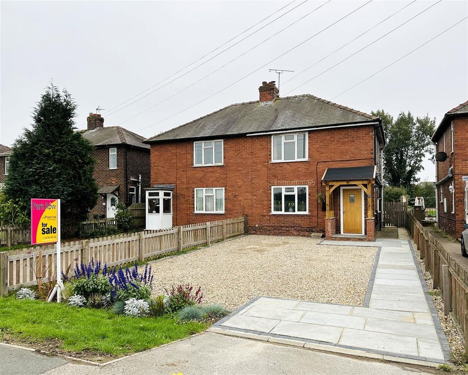 Property photo 1 of 19 Front House.Jpg