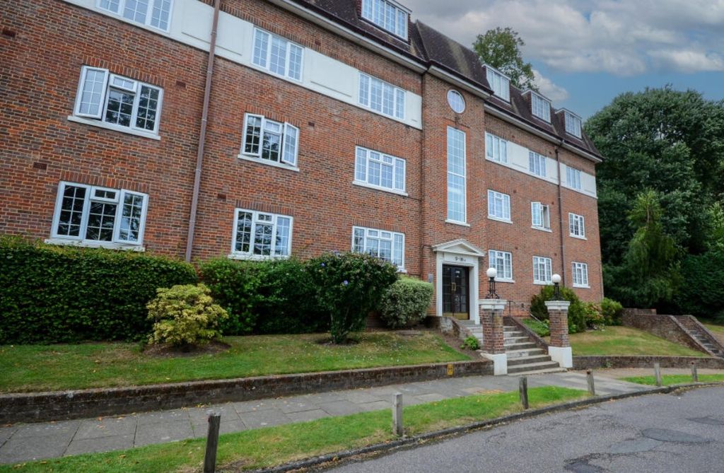 Property photo 1 of 1