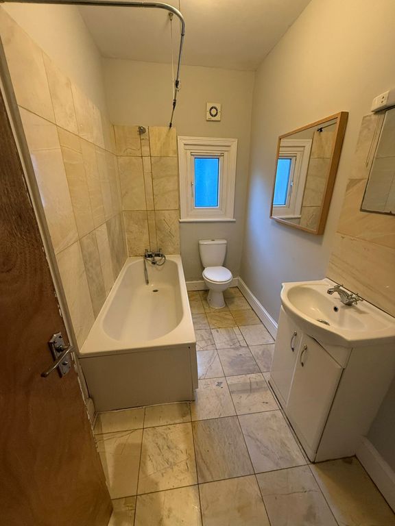 Property photo 3 of 3