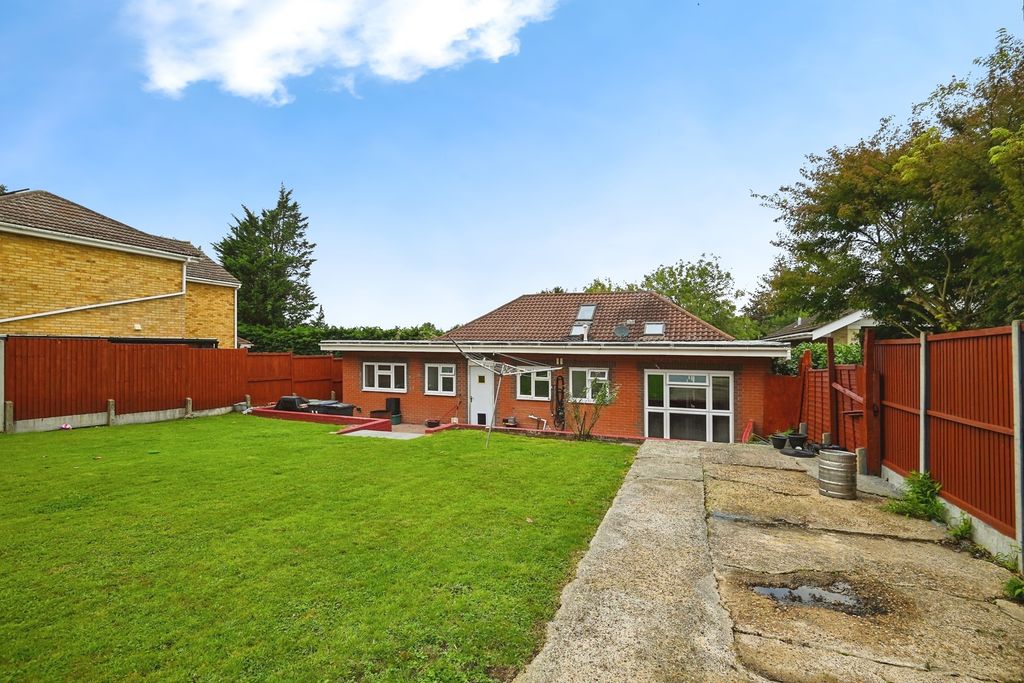 Property photo 1 of 18 Photo
