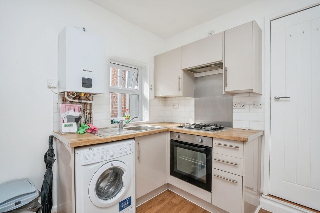 Property photo 3 of 19 Pbox-Img.Jpg