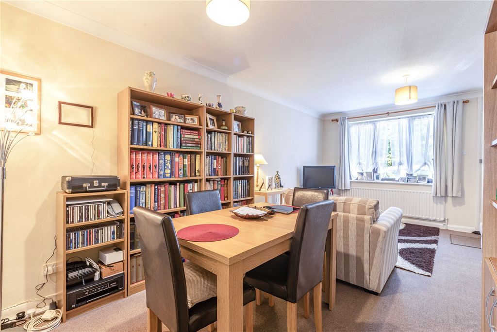 Property photo 2 of 11 Picture No. 04