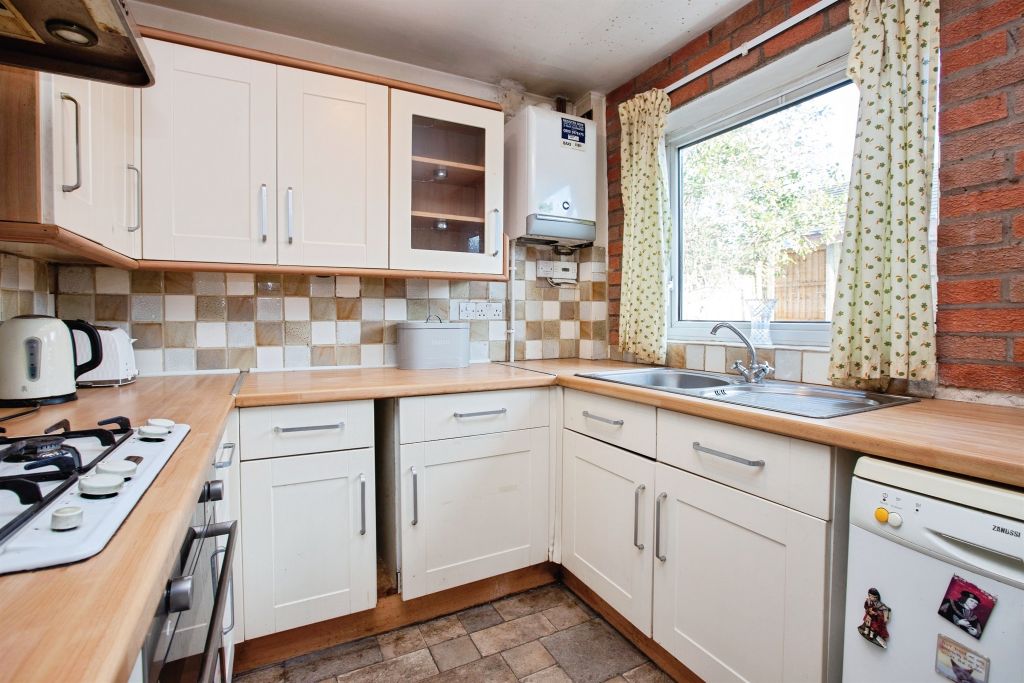 Property photo 2 of 14