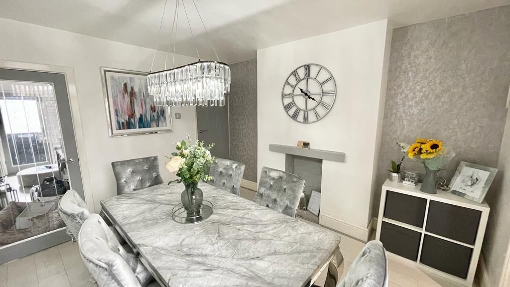 Property photo 3 of 25 Beautifully Presented 2 Bed Terraced House, CV6
