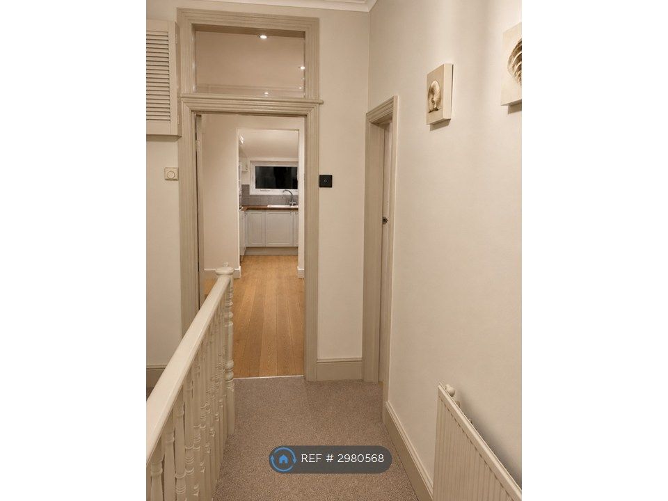 Property photo 2 of 3
