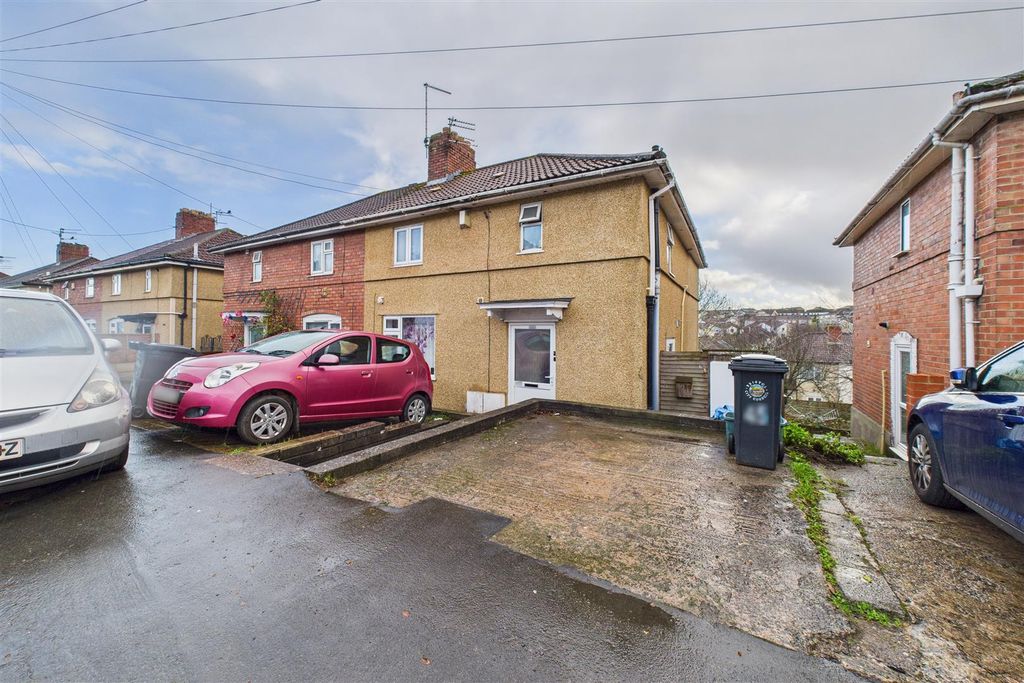 Property photo 3 of 27 45 &amp; 45A, Ponsford Road, Knowle, Bristol Bs4 2Ut |