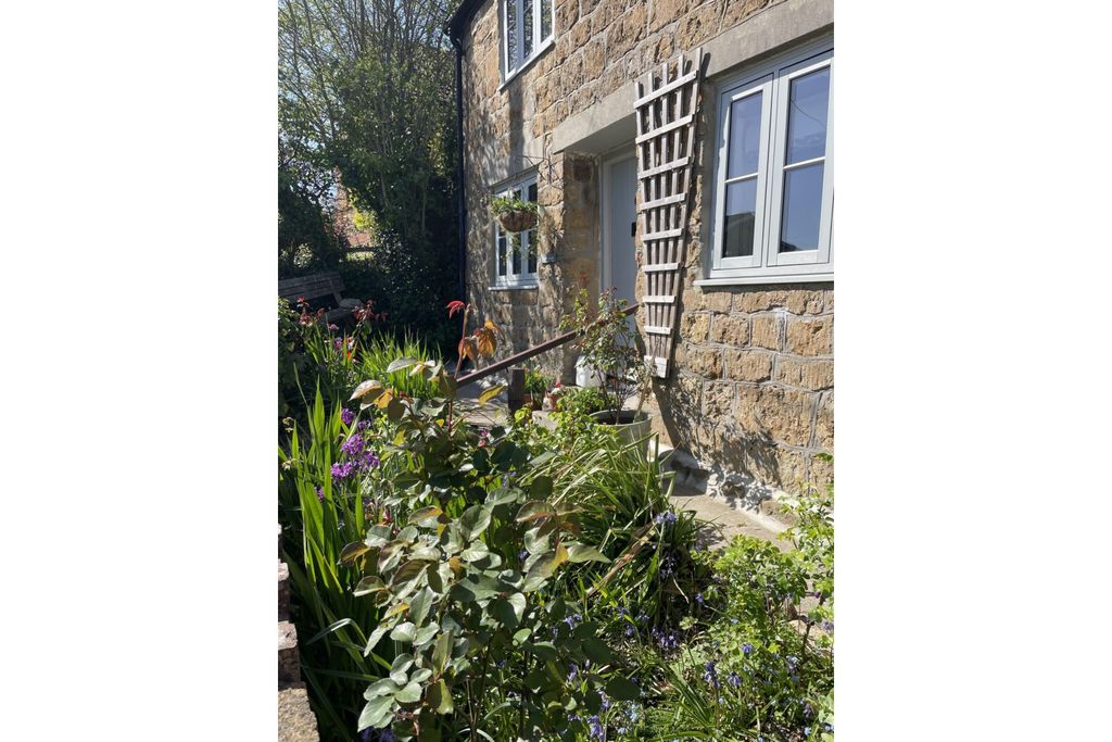 Property photo 3 of 18