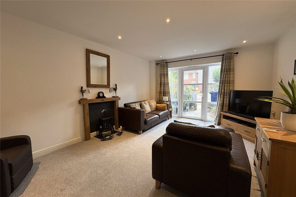Property photo 3 of 14 Picture No. 05