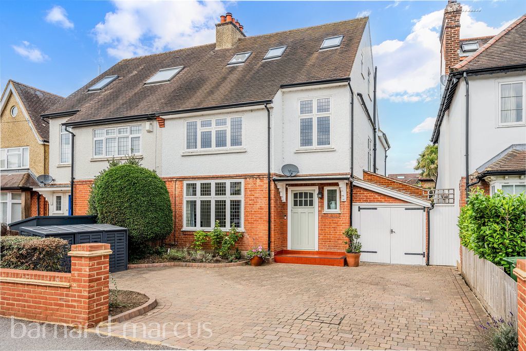 Property photo 1 of 19