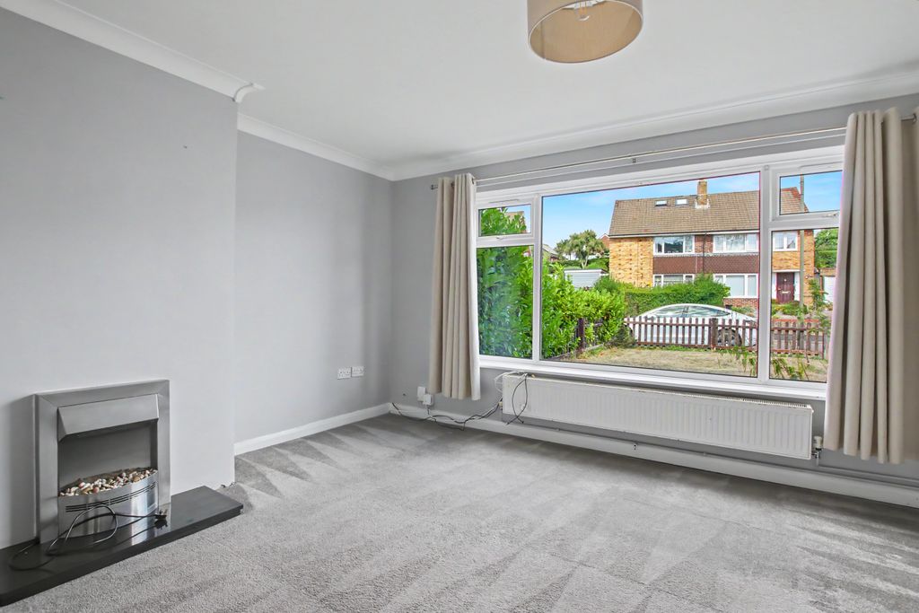Property photo 2 of 11 Img_9796