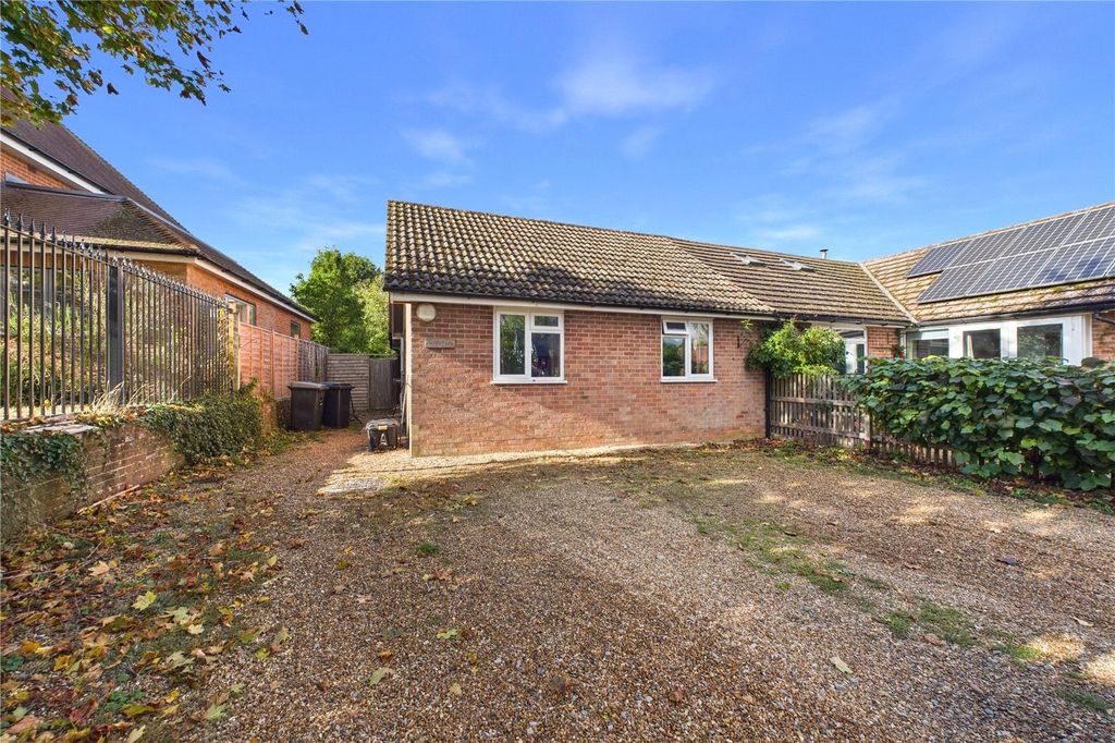 Property photo 1 of 11 Picture No. 02