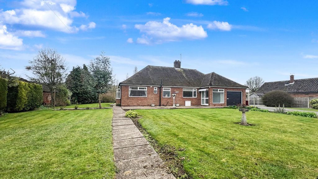 Property photo 2 of 20 Photo 37