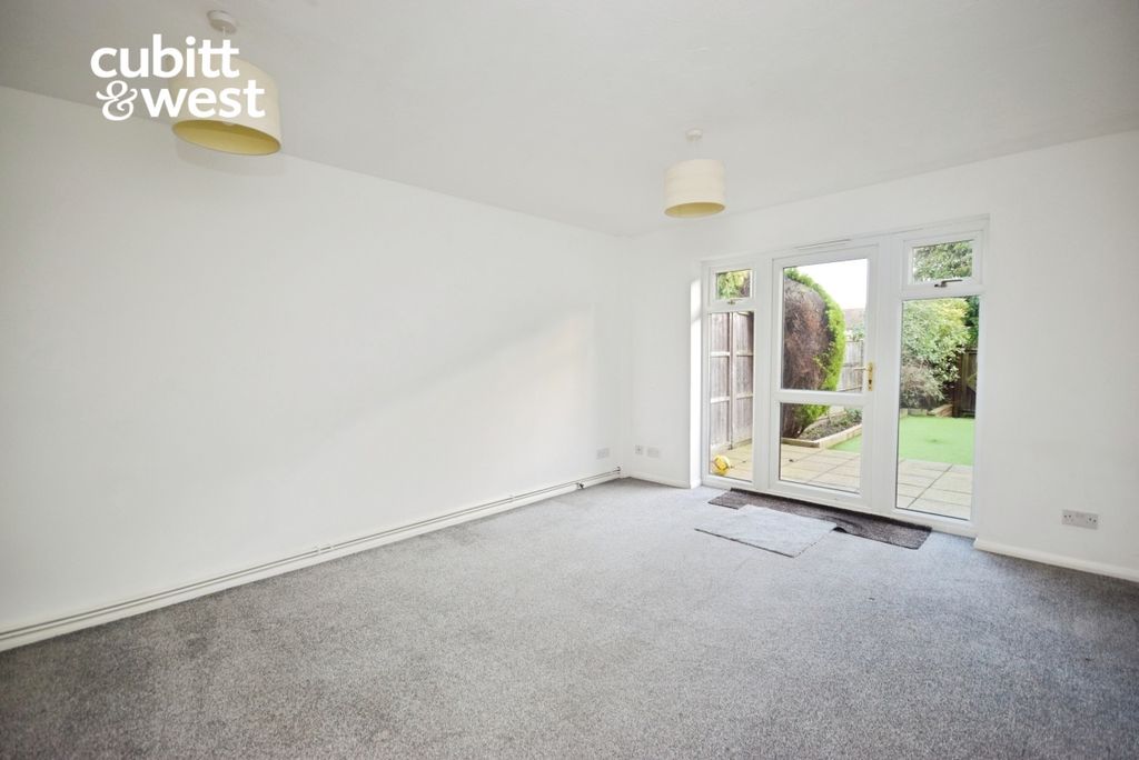 Property photo 3 of 9 c3082c39-Dsc_5113