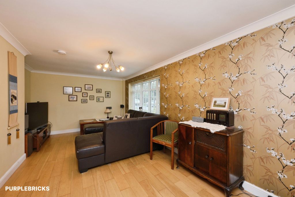 Property photo 2 of 29